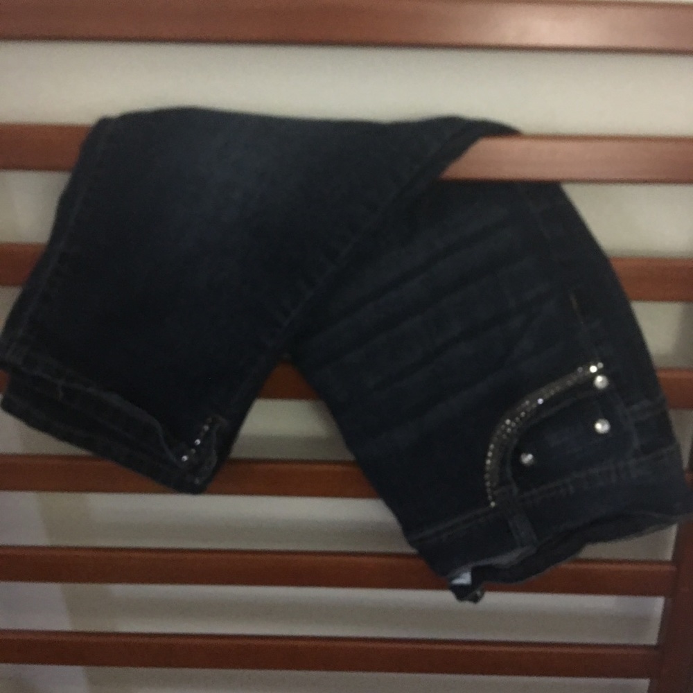 Sandpiper embellished crop jeans. Size 16
